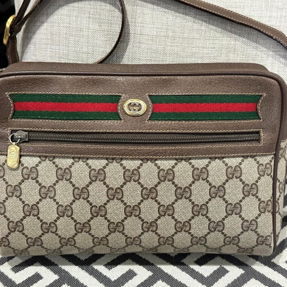 Gucci Brown and Green Crossbody Bag with GG Pattern and Gold Hardware - Picture 6 of 9